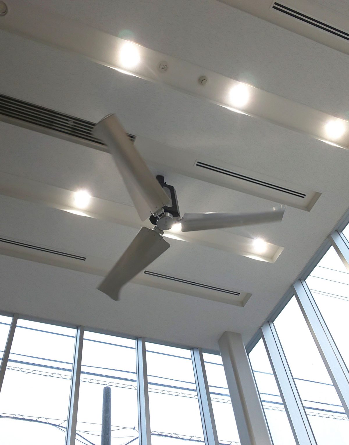 暑さ対策第１弾　～工場、物流センター編～